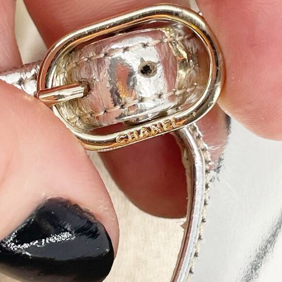 Chanel Laminated Metallic Calfskin Grosgrain Cap Toe CC Pointed Toe Wedge EU 37 - Picture 11 of 15